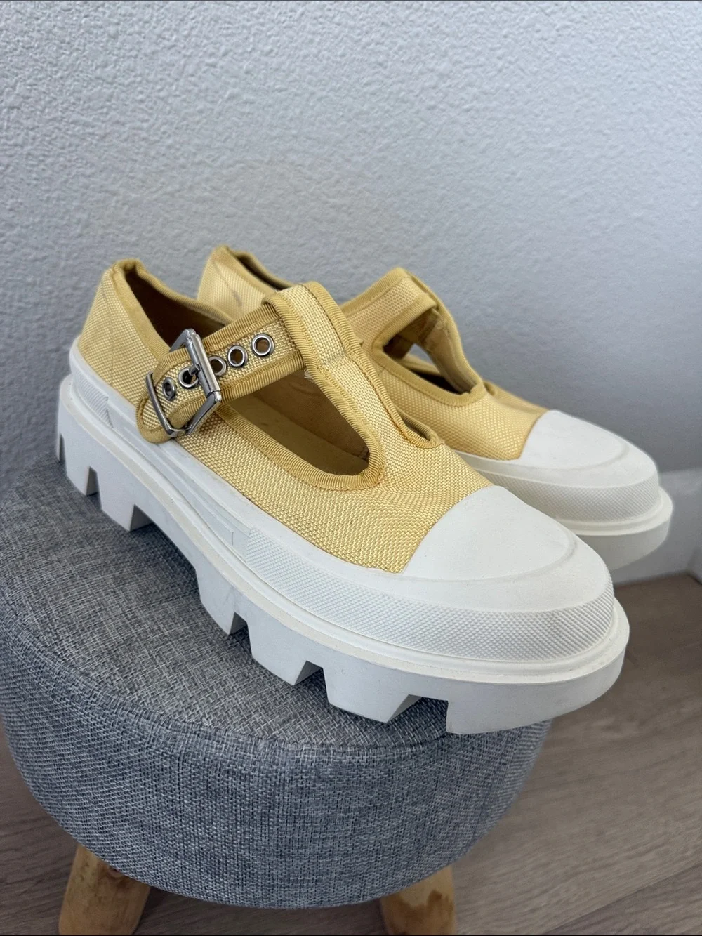 Jeffrey Campbell jeffrey campbell